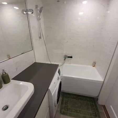 Modern And Cozy In Centre *