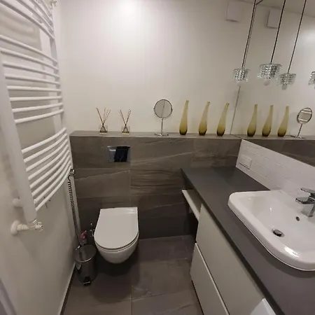 Modern And Cozy In Centre *